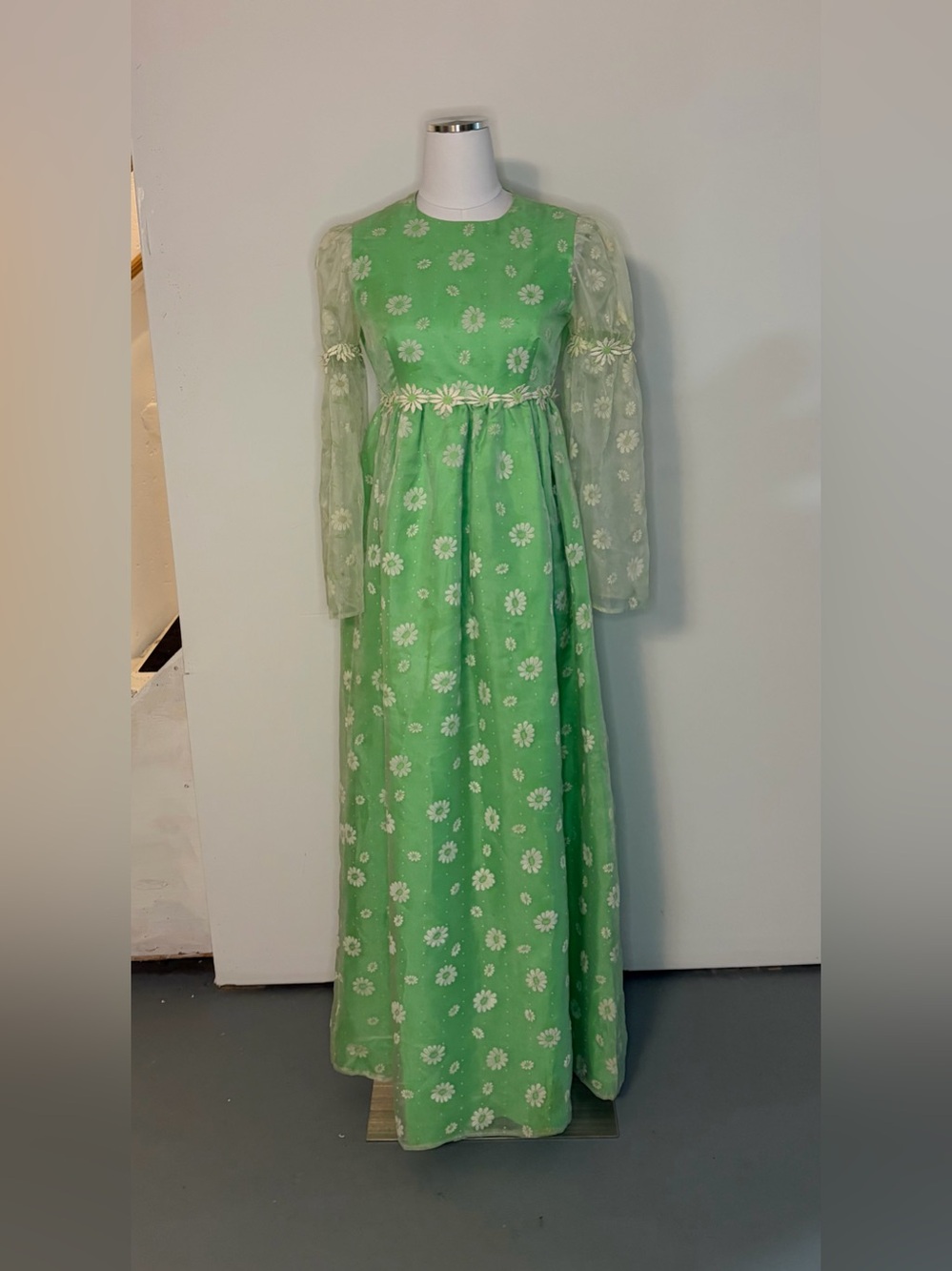Vintage green and white floral ruffled maxi dress, late 60’s- early 70’s